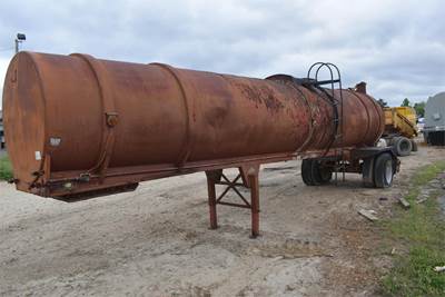 DOWNS CLARK 4000 GALLON WATER TANK Water Tank Trailer