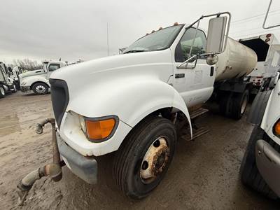 Ford F-650 2000 Gallon Water Truck - Caterpillar 250HP, 6 Speed Manual
