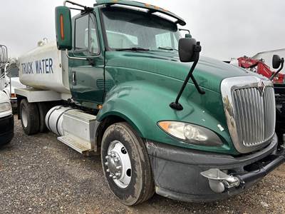 International ProStar 2500 Gallon Water Truck - Cummins 450HP, 10 Speed Ultrashift Amt
