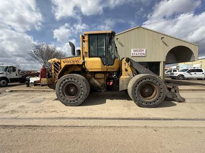 Volvo L60F Wheel Loader