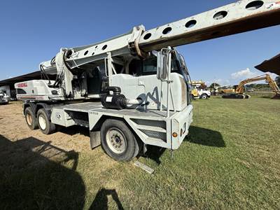 Gradall XL4100 Wheeled Excavator