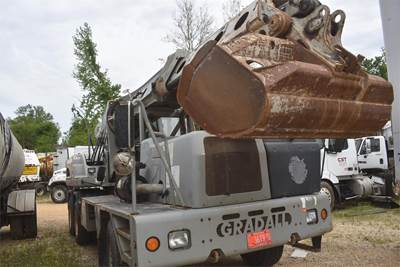 Gradall XL4100 II Wheeled Excavator