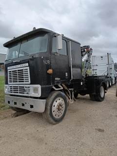 International 9600 Single Axle Wrecker Tow Truck - Cummins, 350HP, 9 Speed Manual