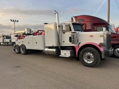 Peterbilt 379 Tandem Axle Wrecker Tow Truck - Caterpillar, 410HP, 10 Speed Manual