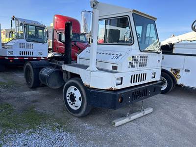 Kalmar Ottawa Yard Spotter Truck - Cummins, 240HP, Automatic