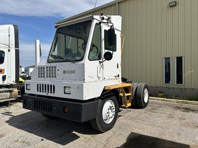 Kalmar Ottawa Yard Spotter Truck - Cummins, 240HP, Automatic