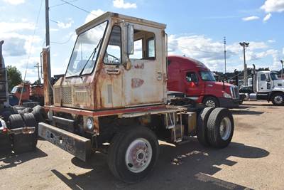 Ottawa Commando 30 Yard Spotter Truck - Cummins, 220HP, Automatic