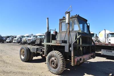 Ottawa M878A1 Yard Spotter Truck - Detroit, Automatic