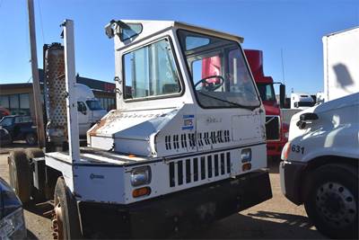 Ottawa YT30 Yard Spotter Truck