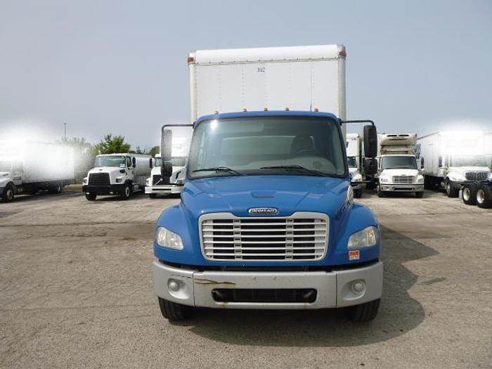 2014 FREIGHTLINER M2 BOX TRUCK 26 FT, CUMMINS Diesel, For Sale, 294,092