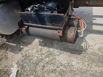 International 4300 Air Tank