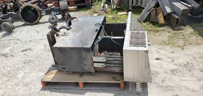 Freightliner M2 Battery Box for a 2005 Freightliner M-2