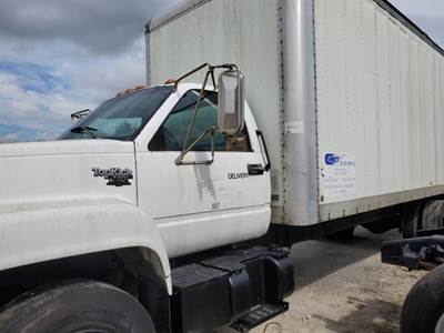 GMC TopKick C7000 Door for a 1995 GMC C7000 Topkick