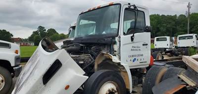 Hino JO8E-TA Engine for a 2006 Hino 268