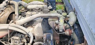 Nissan TD42T Engine for a 1998 Ud/Nissan UD1400