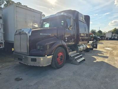 Cummins ISX Front Engine Cover for a 2014 Western Star 4900 SA
