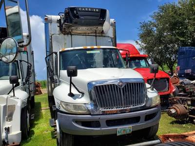 International DT466 Fuel Injector for a 2014 International DuraStar 4300