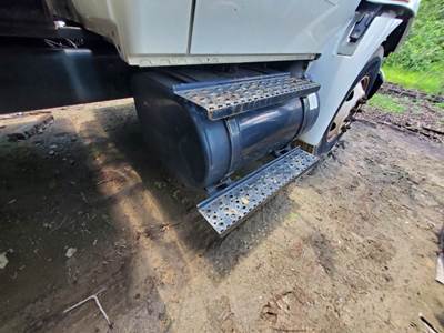 International 4300 Fuel Tank