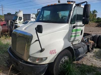 International 8600 Right Fuel Tank