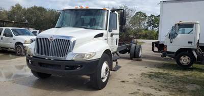 International DuraStar 4300 Fuel Tank