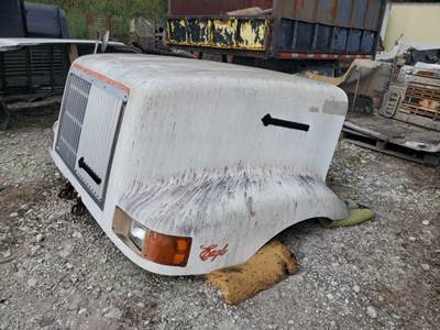 International 9200 Hood