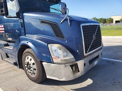 Volvo VNL Hood