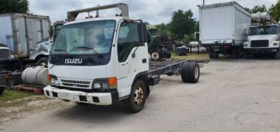 Isuzu NPR HD Liftgate for a 2002 Isuzu NPR-HD