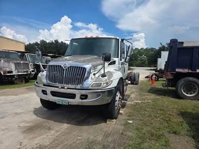 International 4300 Radiator