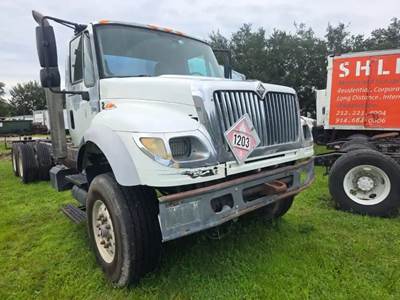 International 7600 Radiator