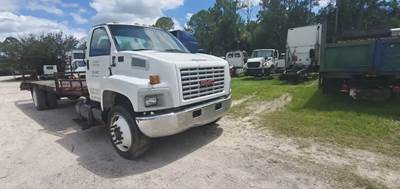 GMC C7500 Salvage Truck