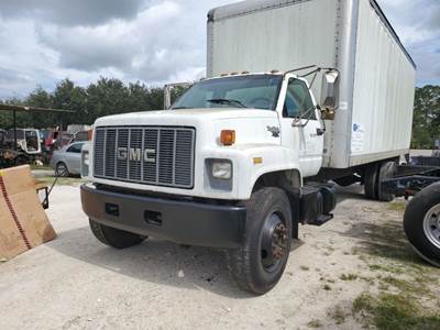 GMC TopKick C7000 Salvage Truck