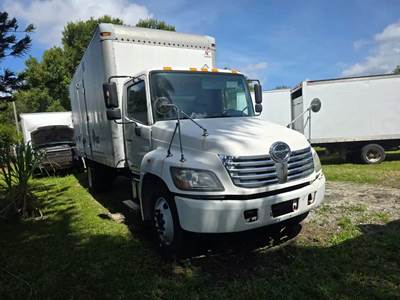 Hino 258 Salvage Truck