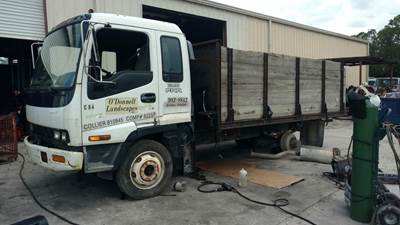 Isuzu FRR Salvage Truck