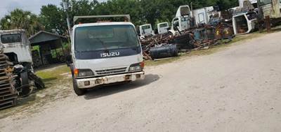 Isuzu NPR HD Salvage Truck