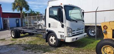 Isuzu NQR Salvage Truck