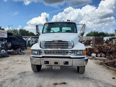 Sterling M7500 Salvage Truck