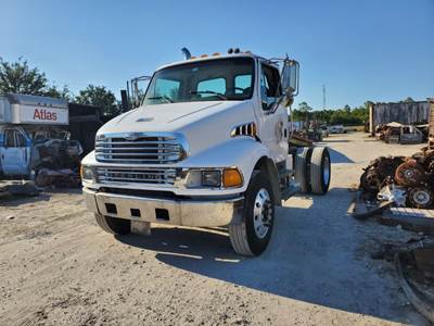 Sterling M7500 Salvage Truck