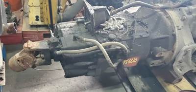 Eaton-Fuller RT6610 Transmission for a 1983 Ford LNT8000