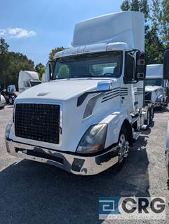 2017 Volvo VNL Day Cab Truck