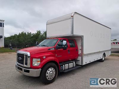 2016 Ford F-750 Box Truck