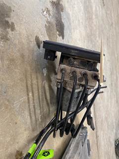 #663 2019 Chrysler ABS Brake Pump