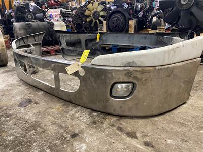 #1141 2012 Freightliner Cascadia 113 Front Bumper