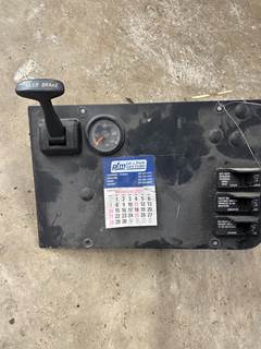 #900 2012 Freightliner Cascadia Dash Panel