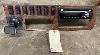 #2051 2004 Peterbilt Dashboard/Radio Switches & Bezel