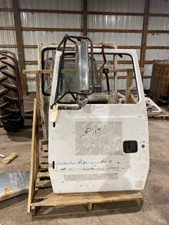 1993 Ford L8000/9000 Semi Door