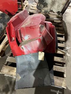 #131 2002 International 7400 Door