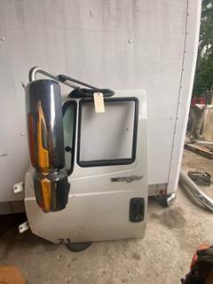 2010 International 7400/ 7000 Door