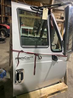 2014 International ProStar Door