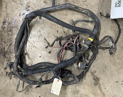 #2095 2001 International GNZ/9900 Engine Wiring Harness