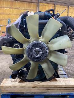 #1086 2006 International DT466 D210 Engine